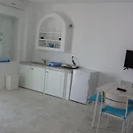 Abrazo إيميروفيغلي