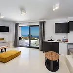 Abrazo Villa