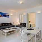 Abrazo * Imerovigli (Santorini)