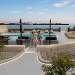 Abrazo * Imerovigli (Santorini)