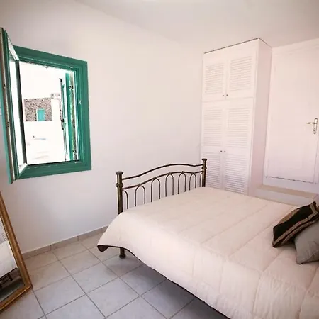 Abrazo Imerovigli (Santorini)
